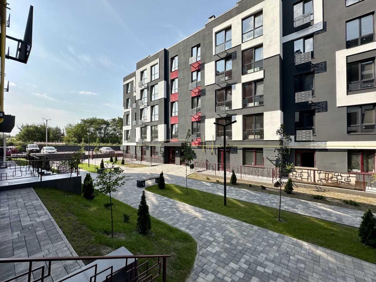 Продаж 1-кімнатної квартири 28 м², Інститутська вул., 5