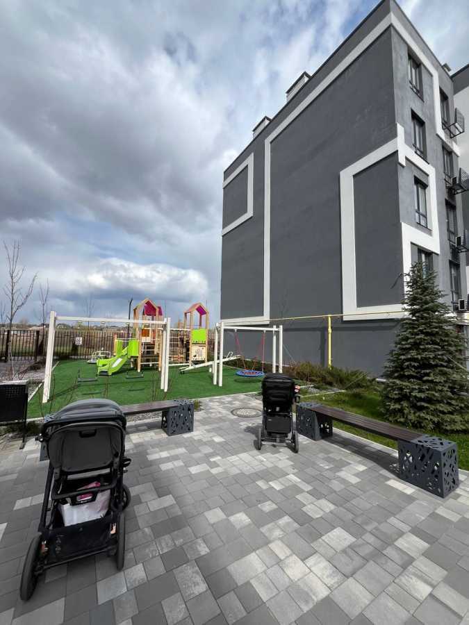 Продажа 1-комнатной квартиры 38 м², Грушевского ул., 12
