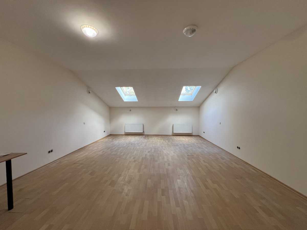 Продаж 4-кімнатної квартири 178 м², Максима Рильського вул., 7Г