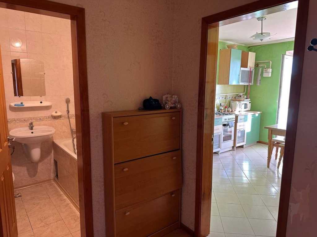 Продажа 1-комнатной квартиры 43 м², Луговая ул., Заводська