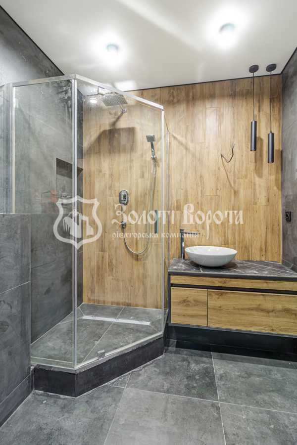Продажа 1-комнатной квартиры 53 м², Победы просп., 11