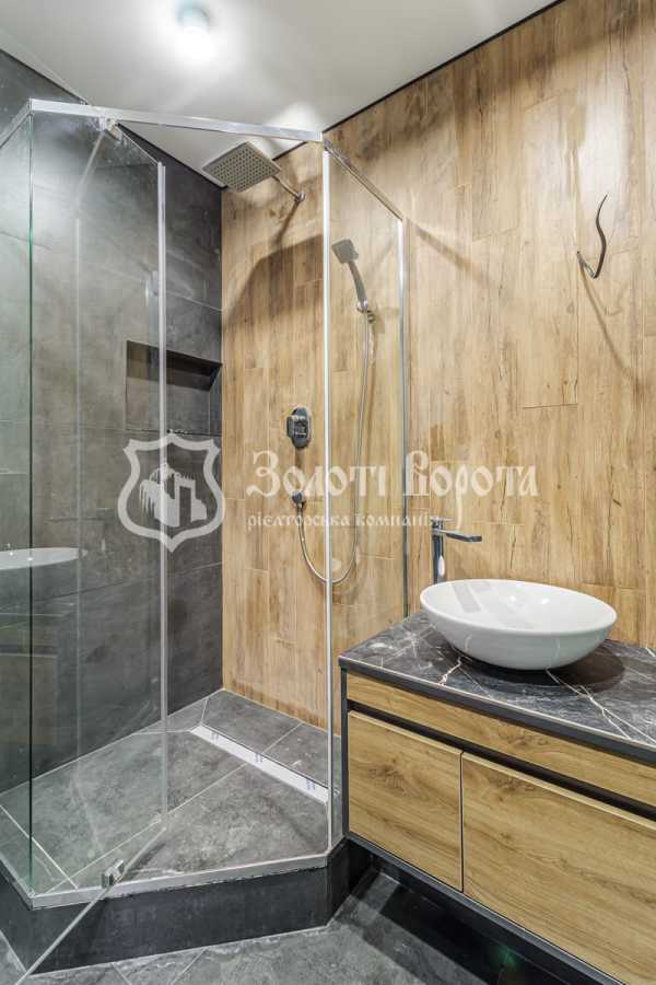 Продажа 1-комнатной квартиры 53 м², Победы просп., 11