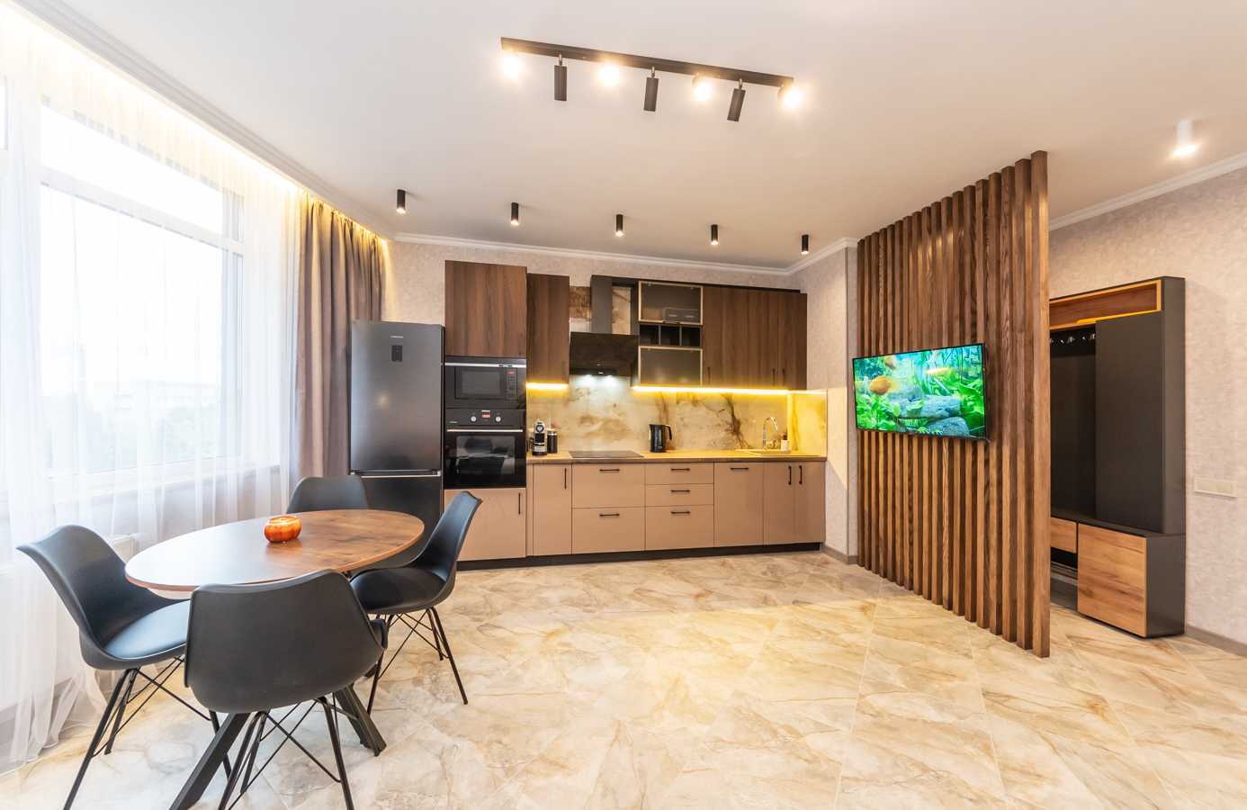 Оренда 2-кімнатної квартири 46 м², Чернігівська вул., 8б