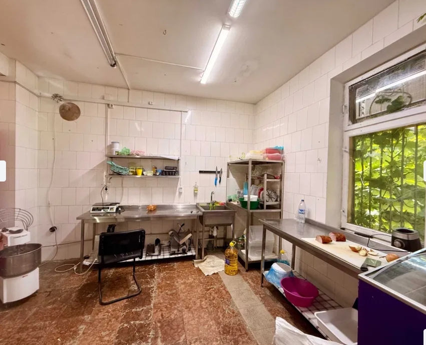 Аренда помещения свободного назначения 150 м², Адмиральский просп.