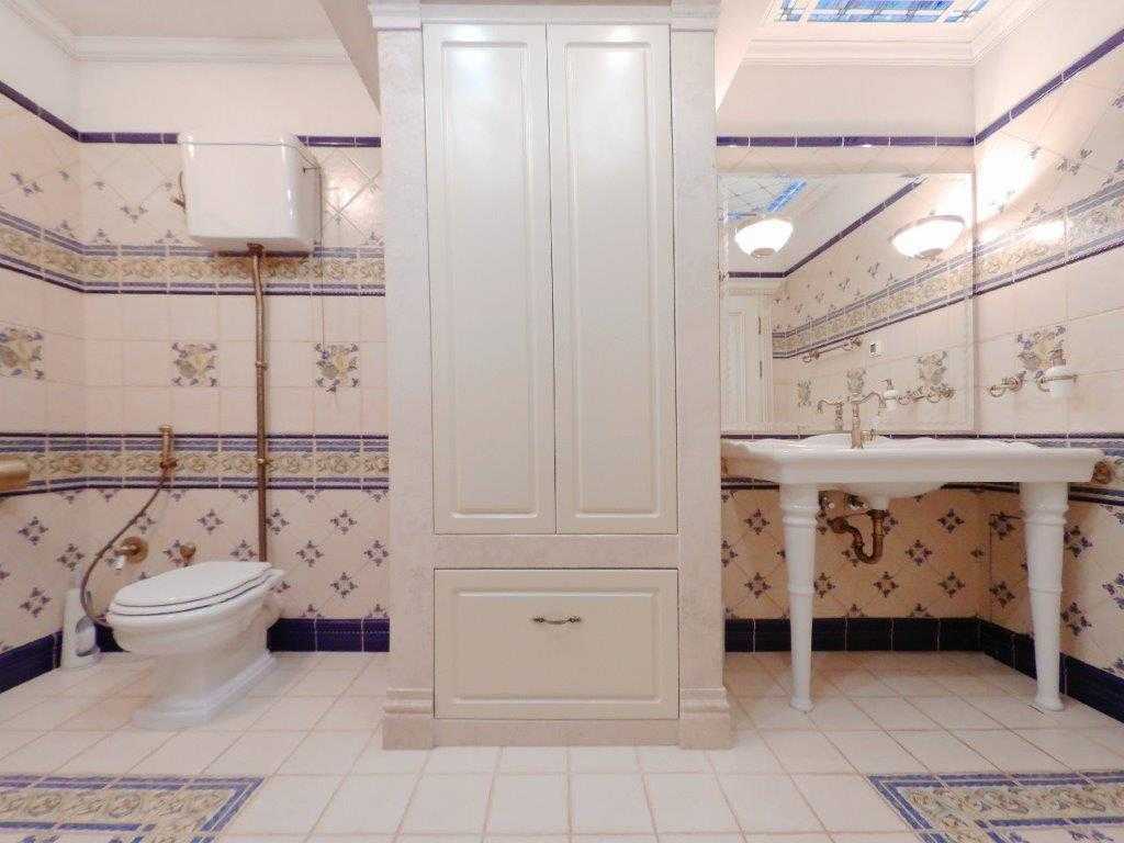Оренда 4-кімнатної квартири 144.9 м², Інститутська вул., 18