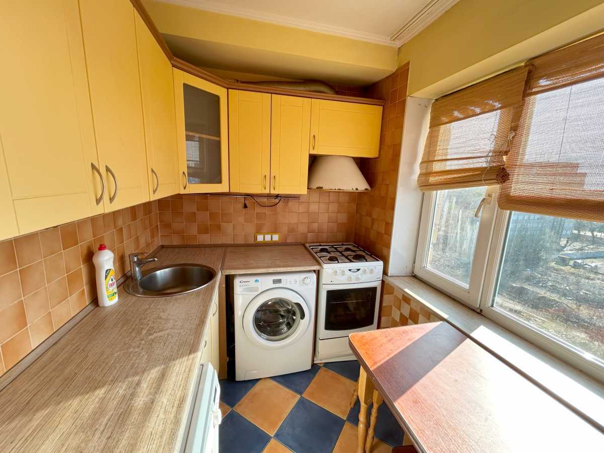 Продажа 3-комнатной квартиры 62 м², Чистяковская ул., 12