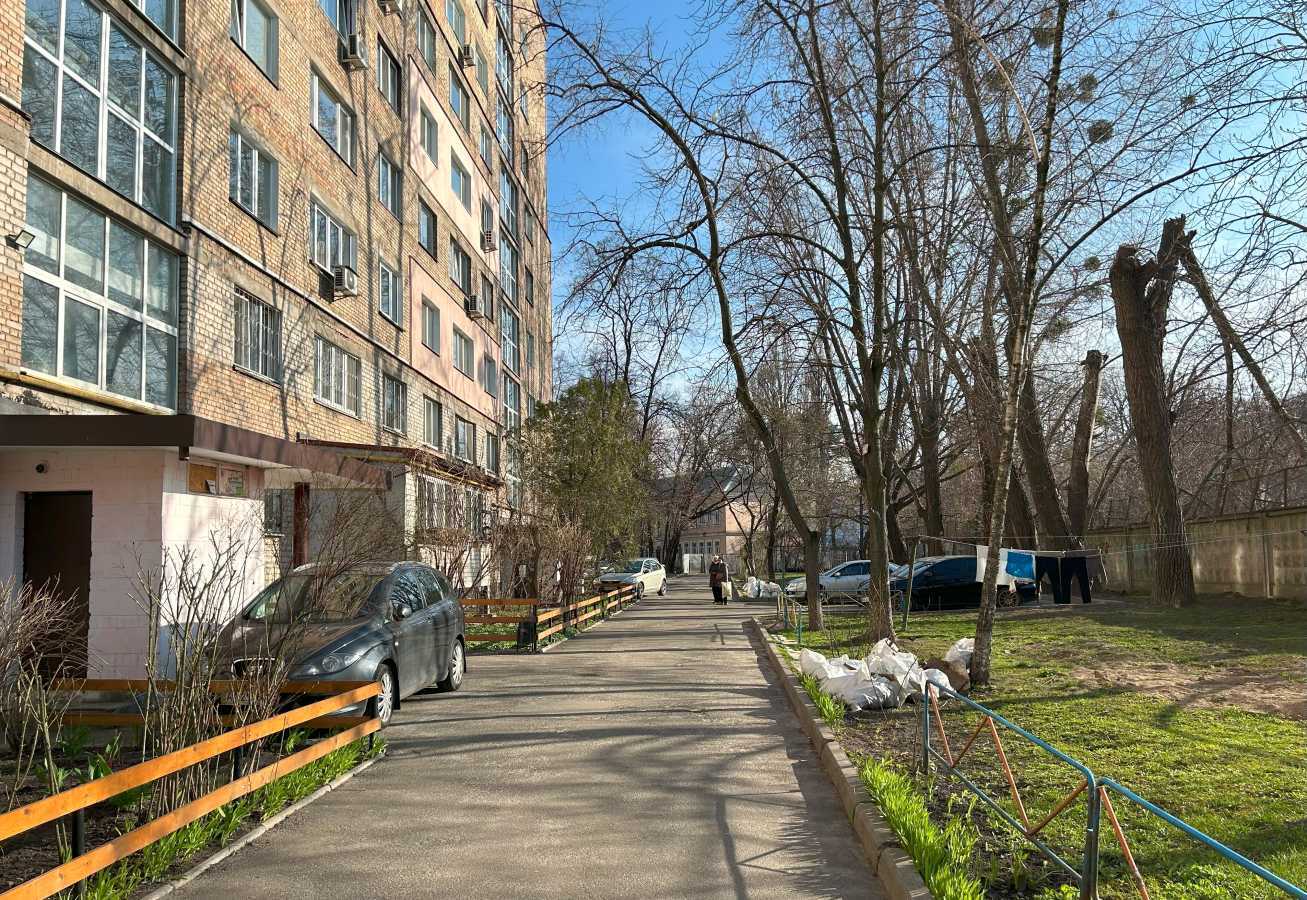 Продажа 3-комнатной квартиры 62 м², Чистяковская ул., 12