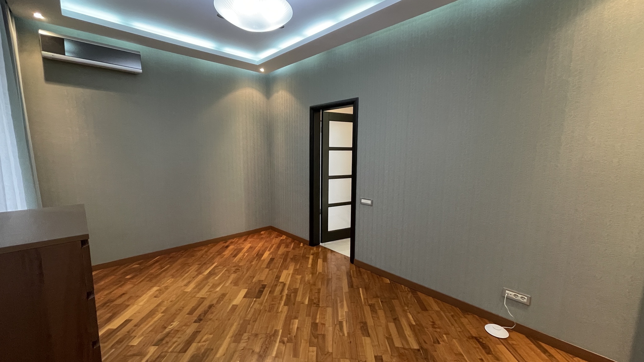 Продаж будинку 500 м²