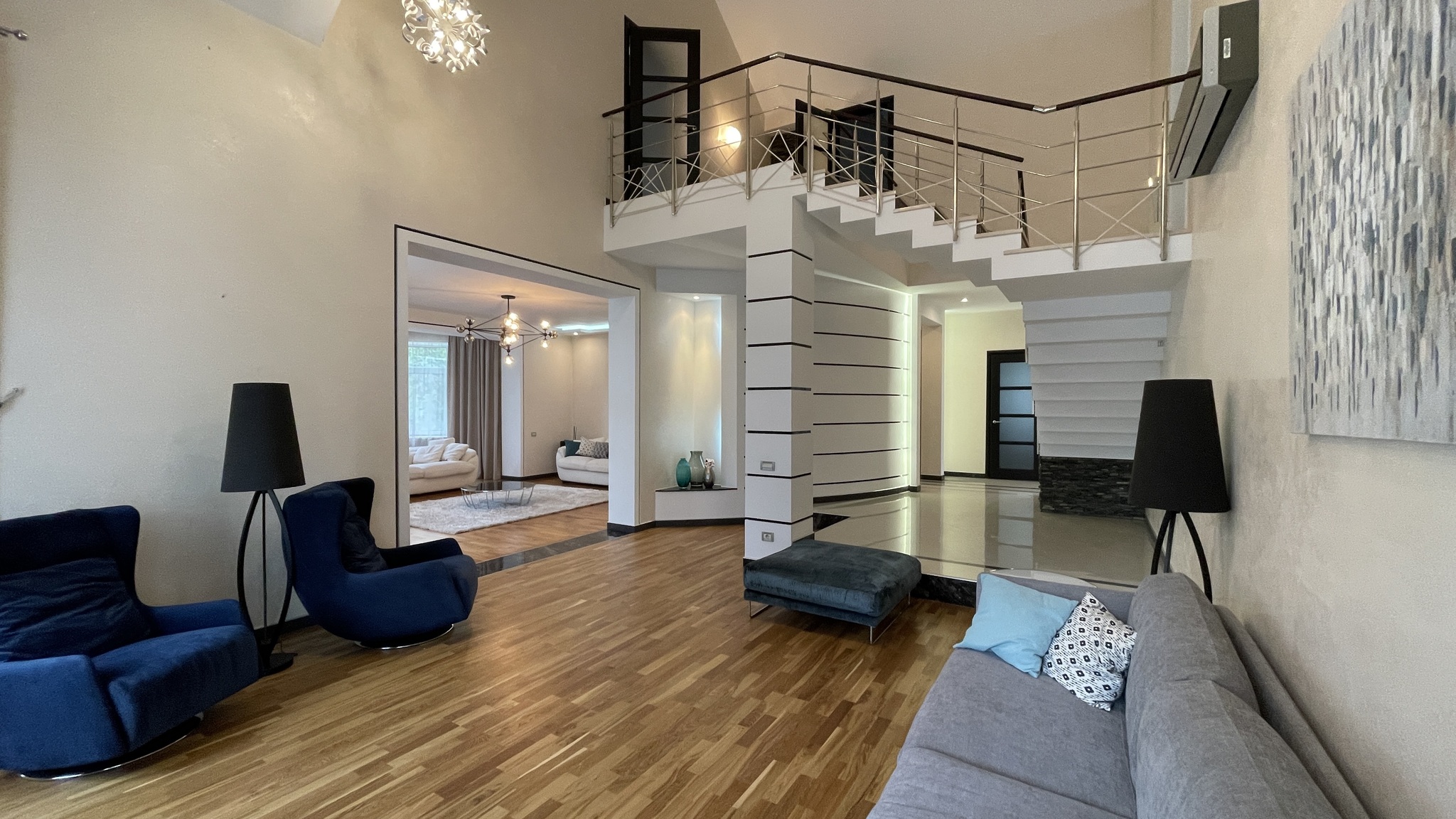 Продаж будинку 500 м²