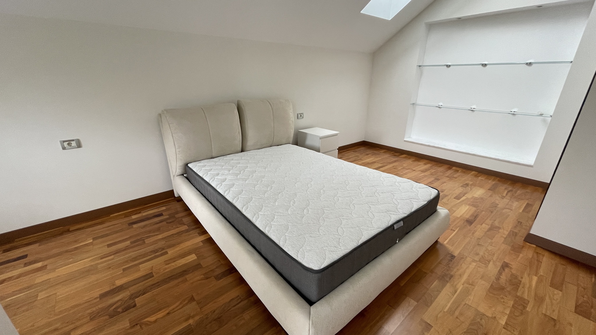 Продаж будинку 500 м²