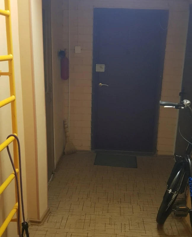 Продажа 4-комнатной квартиры 83 м²