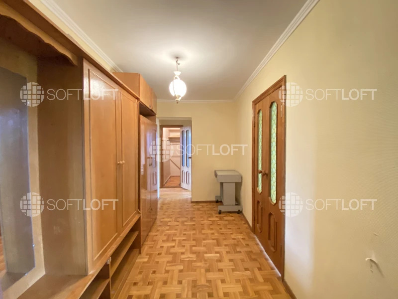 Продажа 3-комнатной квартиры 72 м²
