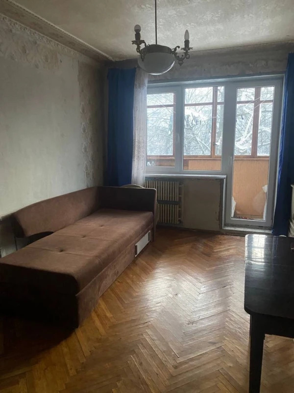 Продажа 2-комнатной квартиры 45 м²