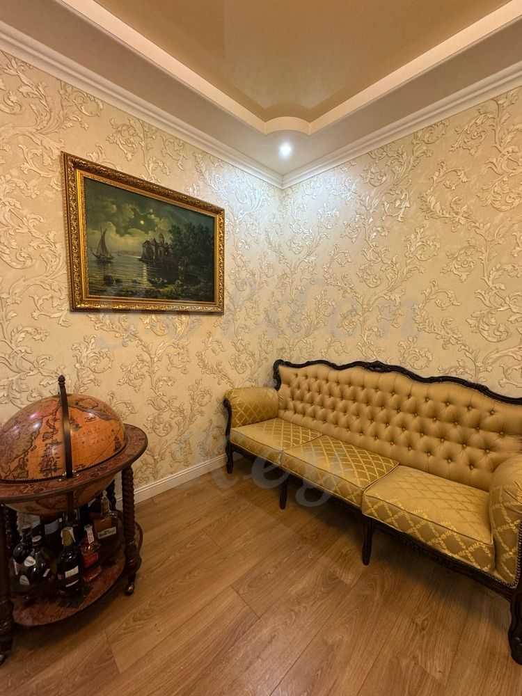 Аренда 4-комнатной квартиры 120 м², Михаила Донца ул., Драгоманова, 12А