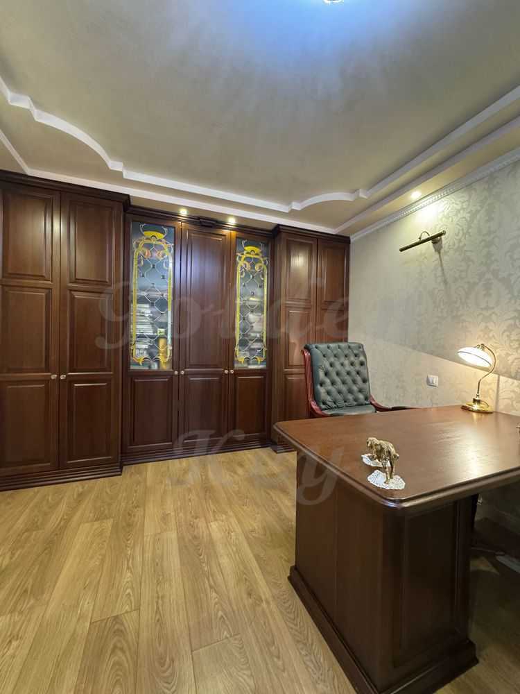 Аренда 4-комнатной квартиры 120 м², Михаила Донца ул., Драгоманова, 12А