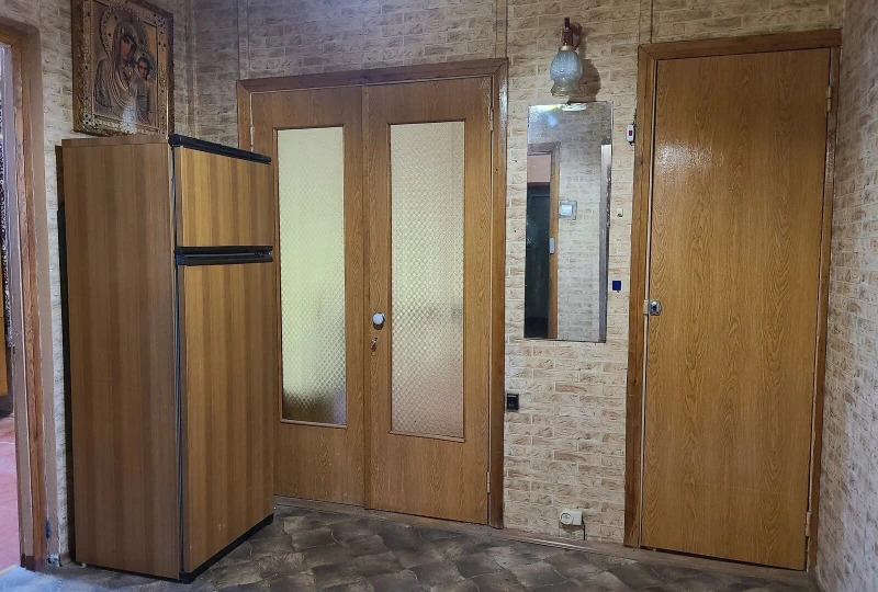 Продажа 4-комнатной квартиры 87 м²