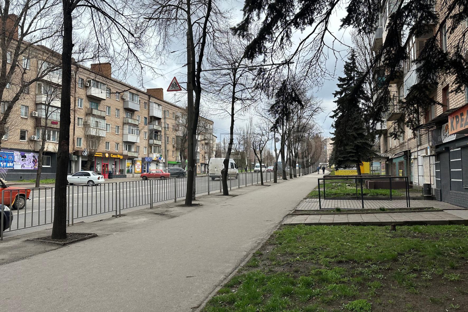 Оренда магазину 89.7 м², Лермонтова вул.