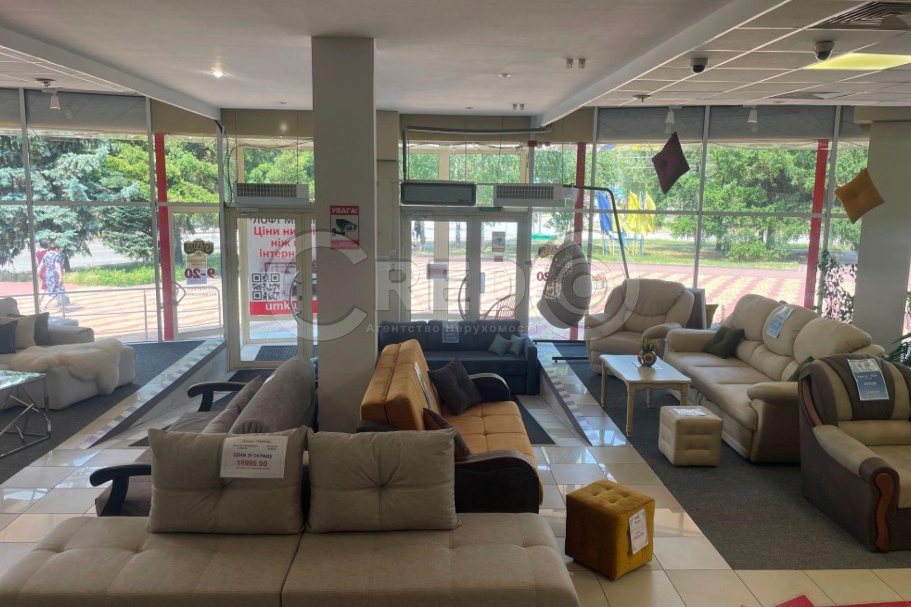 Аренда торгового помещения 2106 м², Электрозаводская ул.