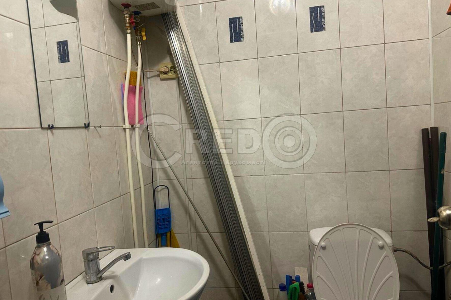 Аренда торгового помещения 41.3 м², Владимира Великого ул.