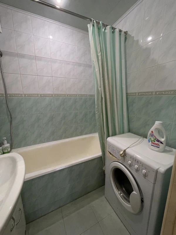 Продажа 2-комнатной квартиры 58 м²