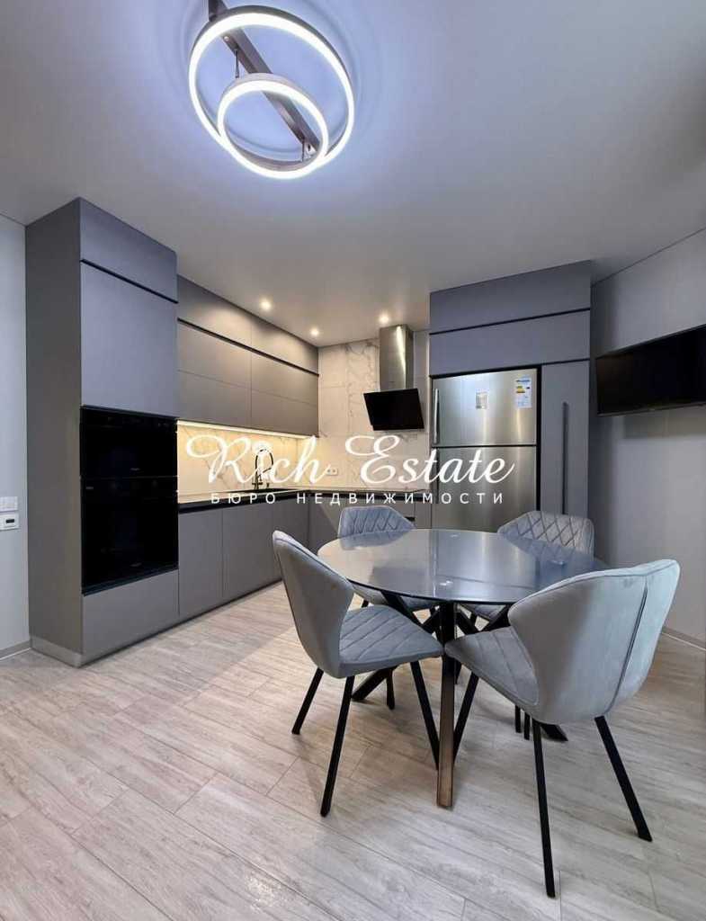 Аренда 3-комнатной квартиры 88 м², Златоустовская ул., 25