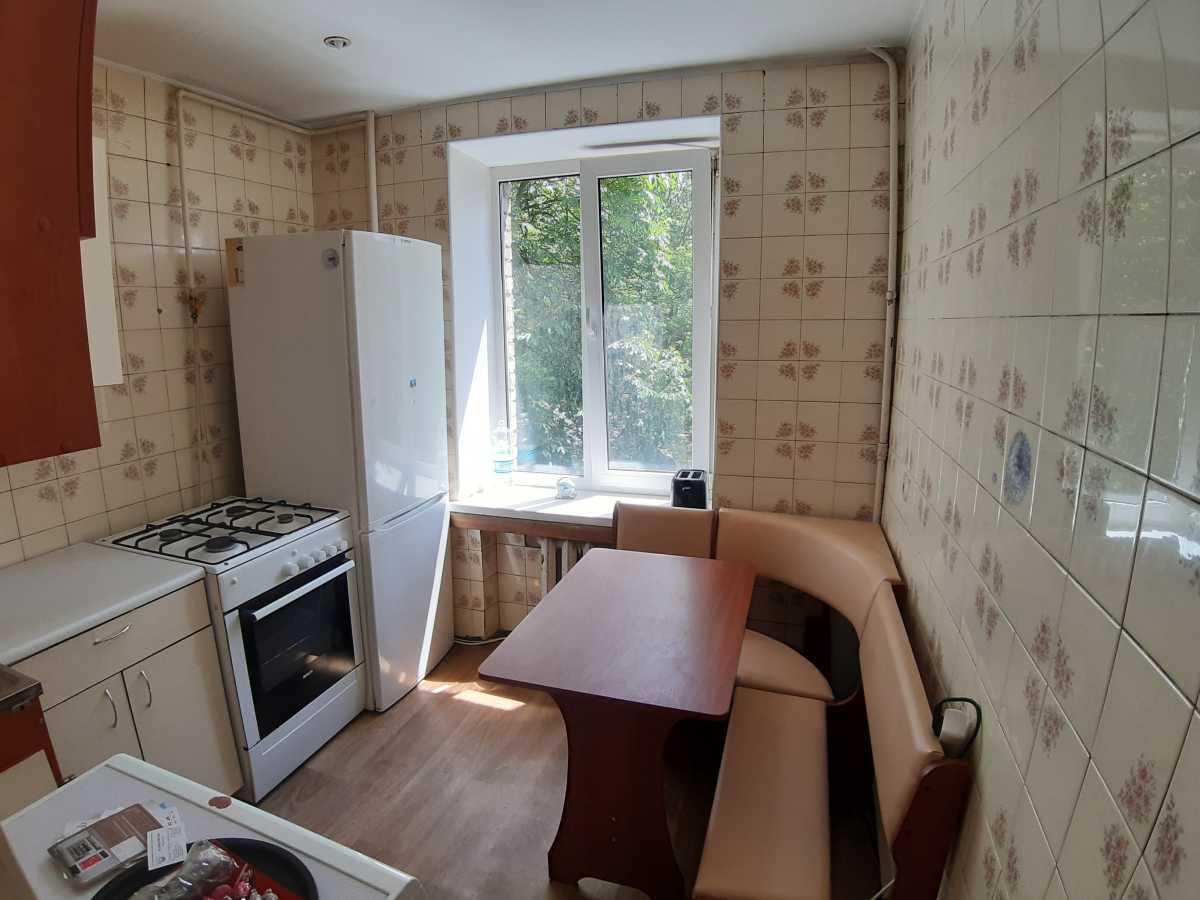 Оренда 1-кімнатної квартири 32 м², Дружби Народів бул., 8