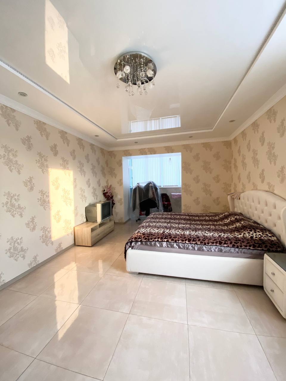 Продажа 1-комнатной квартиры 50.4 м², Институтский пер.