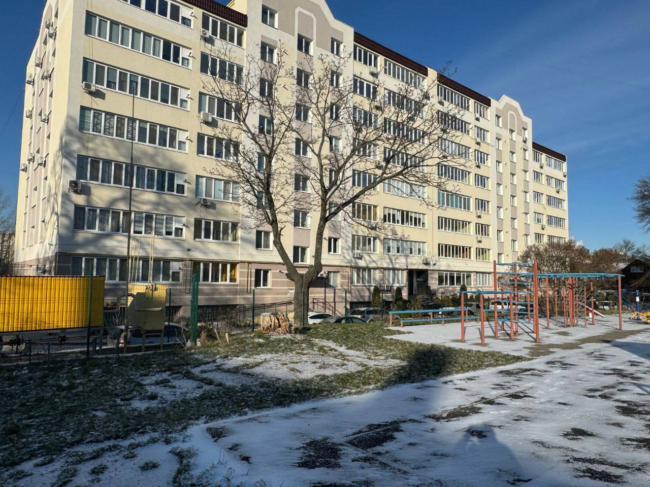 Продажа 1-комнатной квартиры 50.4 м², Институтский пер.