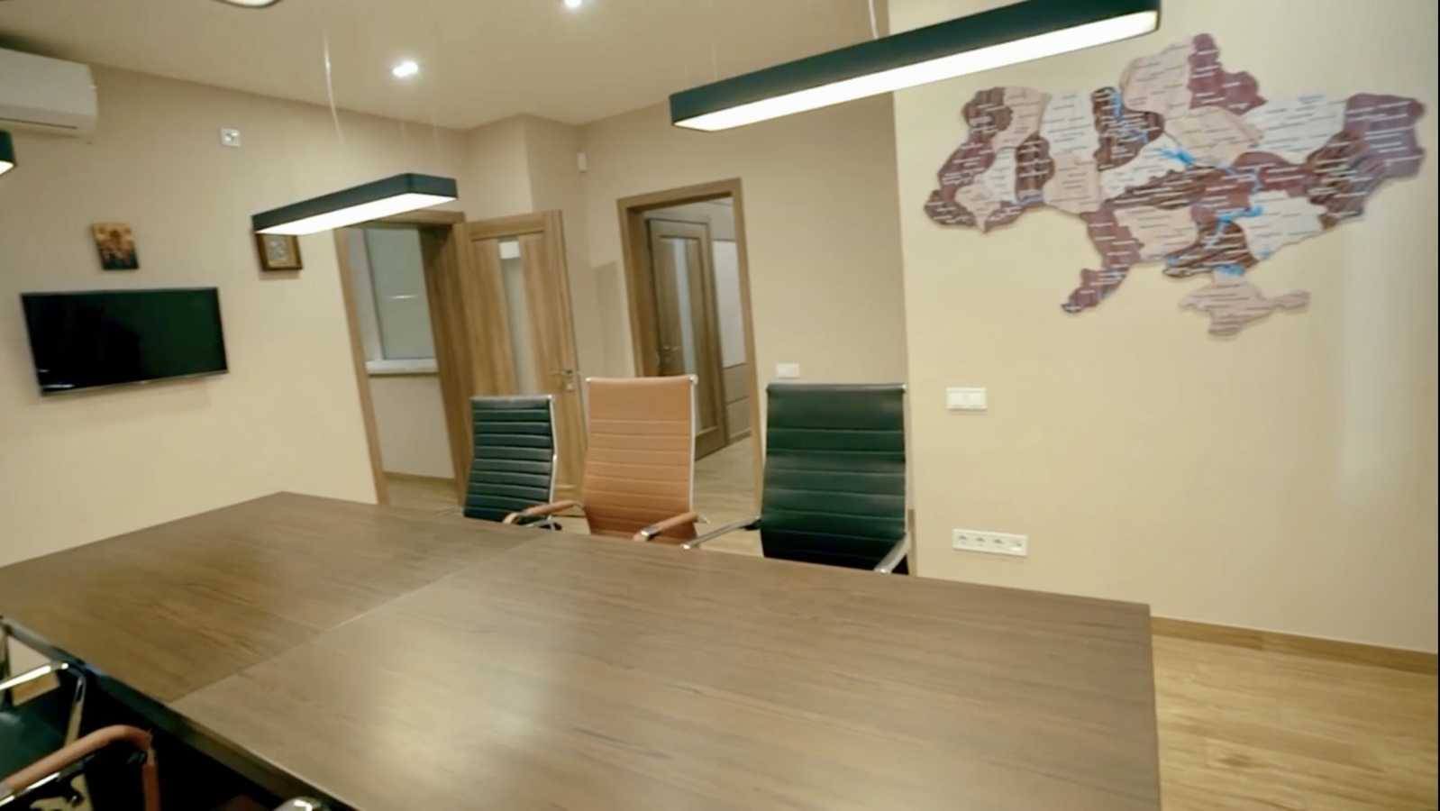 Продажа офиса 370 м², Парковая ул., 1