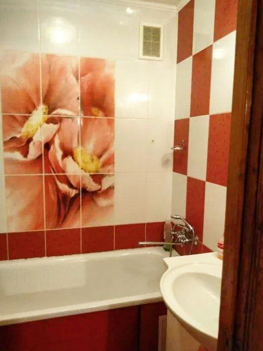 Продаж 3-кімнатної квартири 64 м², Нахімова вул.