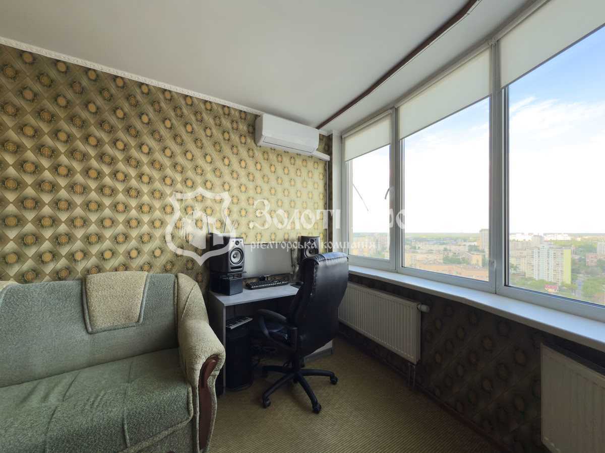 Продажа 1-комнатной квартиры 48.6 м², Уликовая ул., Харківське шосе, 19а