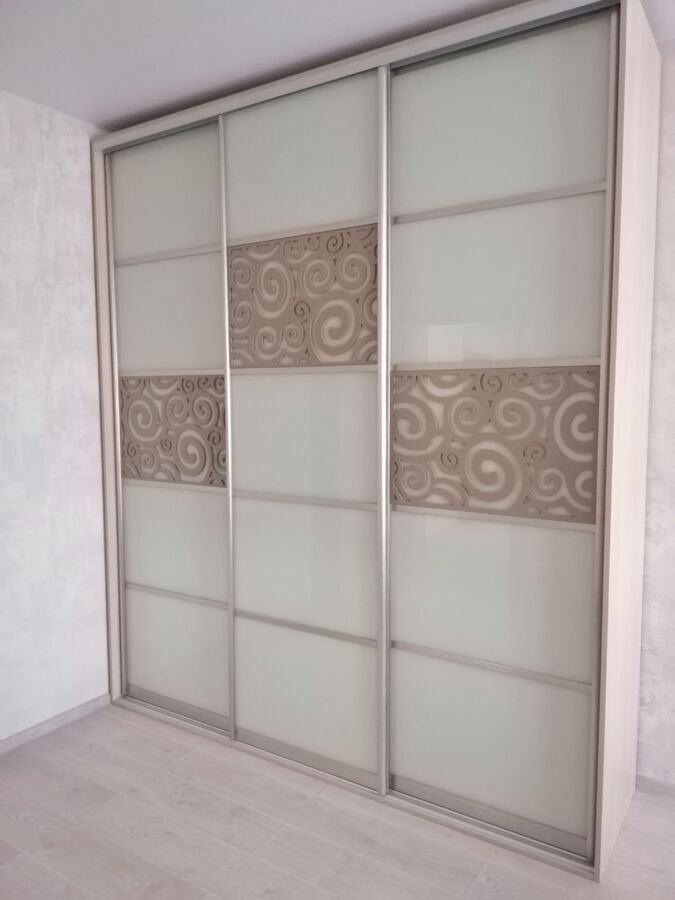 Оренда 2-кімнатної квартири 62 м², Каховська вул., 62