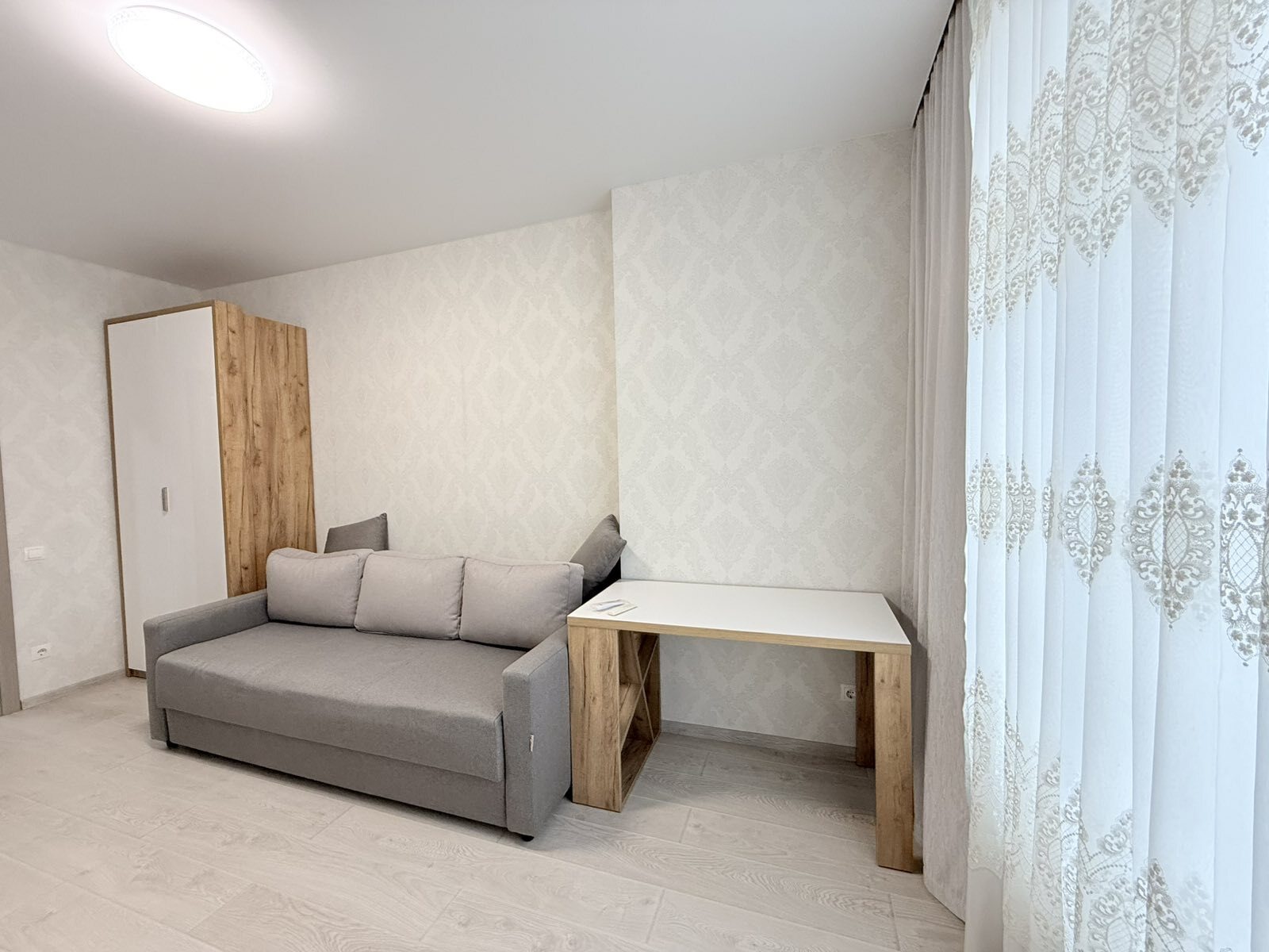 Оренда 2-кімнатної квартири 62 м², Каховська вул., 62