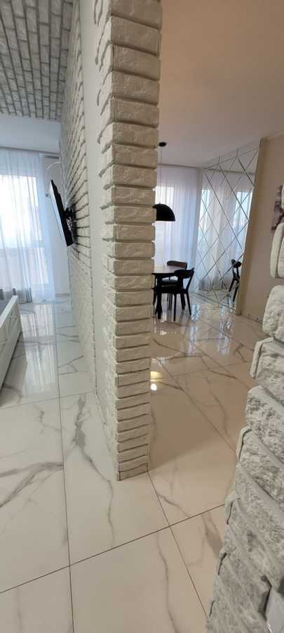 Аренда 1-комнатной квартиры 51 м², Владимира Антоновича ул., 74