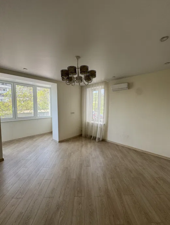 Продажа 1-комнатной квартиры 57 м², Левитана ул.