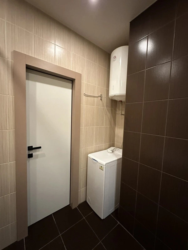 Оренда 2-кімнатної квартири 83 м²