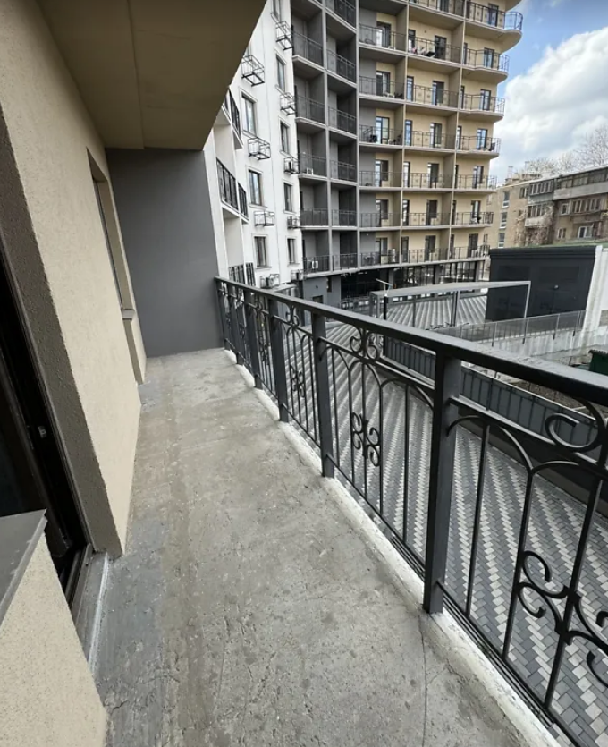 Продажа 1-комнатной квартиры 50 м², Клубничный пер.