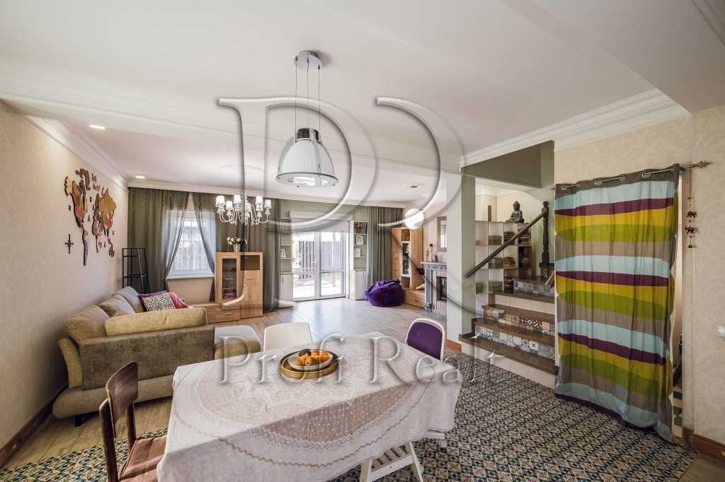 Продаж будинку 125 м², Київська вул., Прорізна вулиця