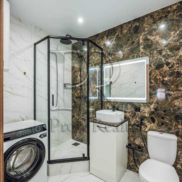 Продажа 2-комнатной квартиры 75 м², Коноплянская ул., 22А