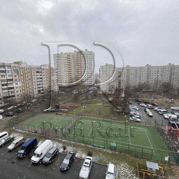 Продажа 2-комнатной квартиры 52 м², Южная ул., 7
