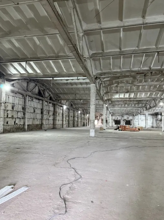 Аренда склада 4000 м², Зои Космодемьянской ул.