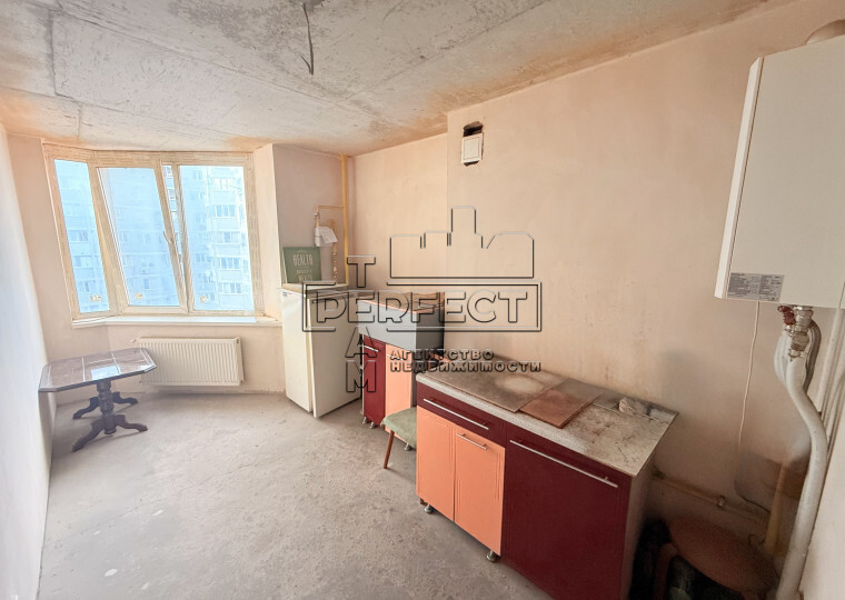 Продажа 1-комнатной квартиры 40 м², Тепличная ул., 48