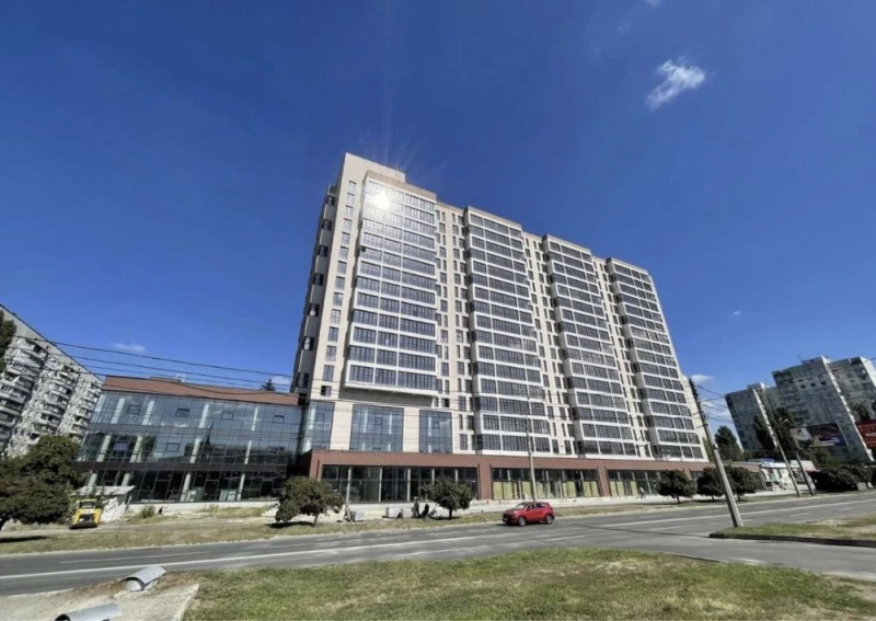 Продажа 2-комнатной квартиры 82 м²