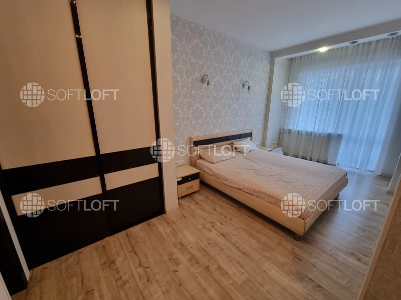 Продажа 2-комнатной квартиры 91 м²