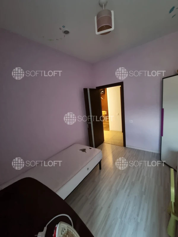 Продажа 2-комнатной квартиры 91 м²