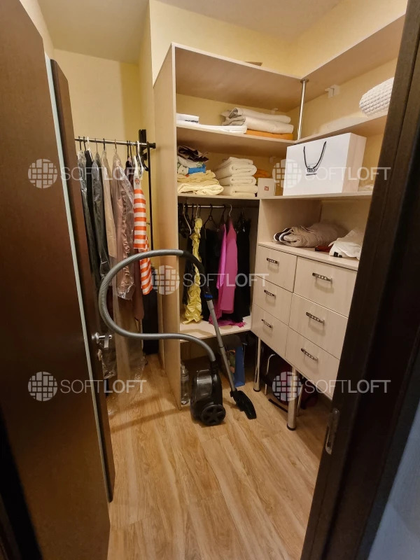 Продажа 2-комнатной квартиры 91 м²