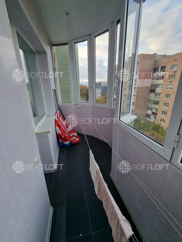 Продажа 2-комнатной квартиры 91 м²