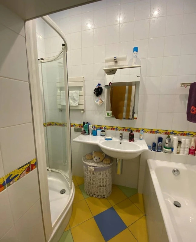 Продажа 3-комнатной квартиры 103 м²