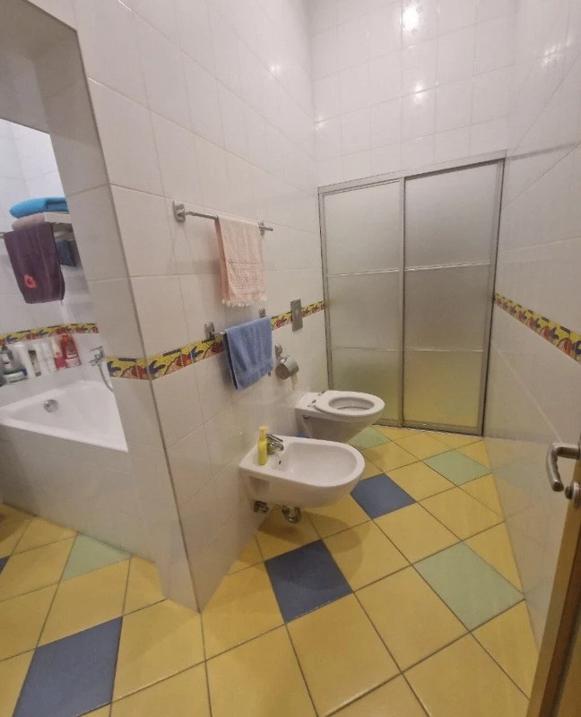 Продажа 3-комнатной квартиры 103 м²