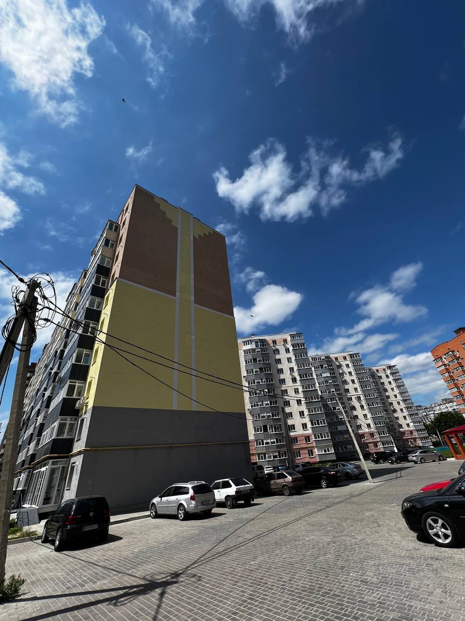 Продажа 3-комнатной квартиры 96 м², Михаила Лушпы просп.